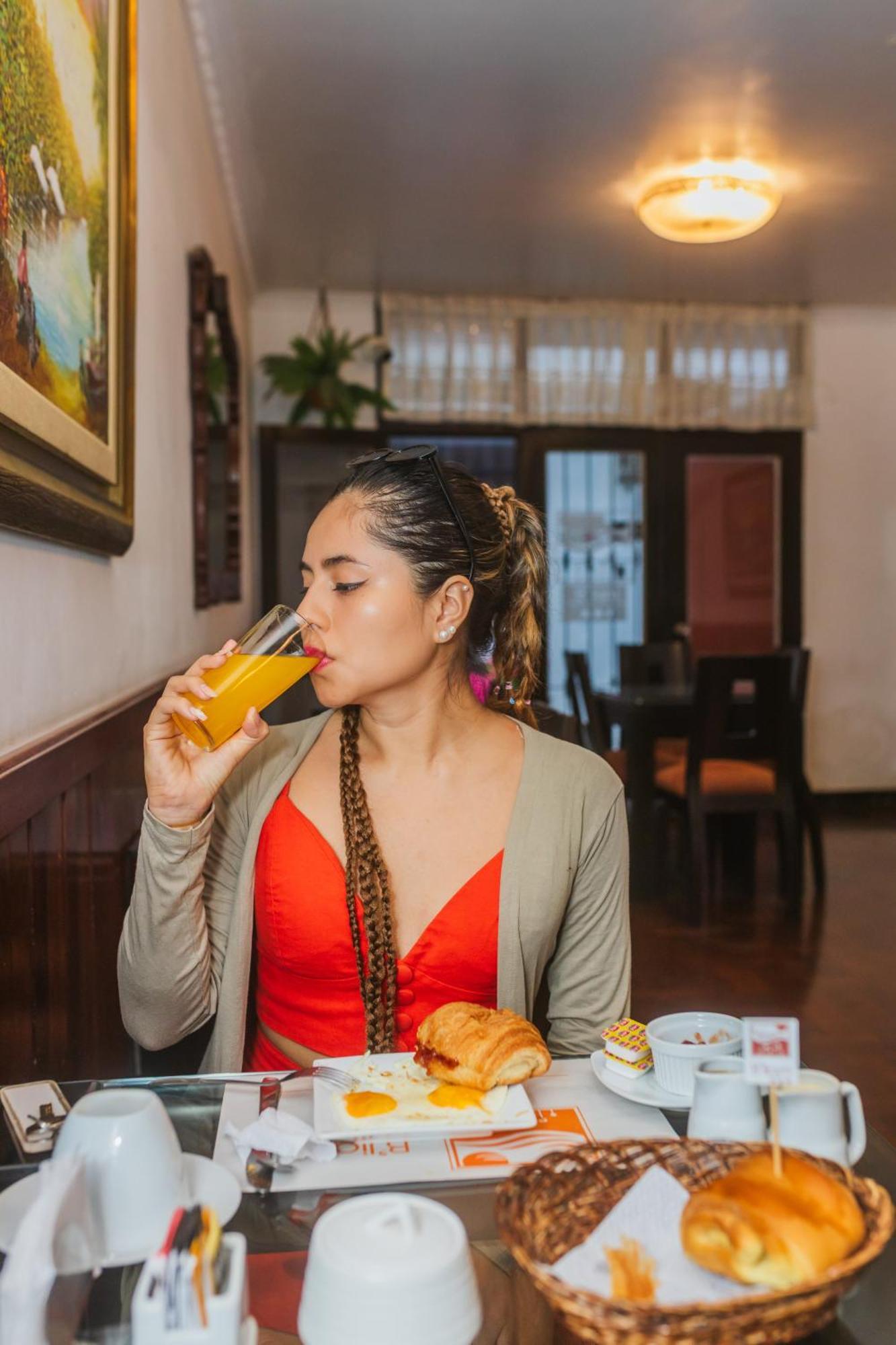 Hotel B'Liam Tumbes Bagian luar foto