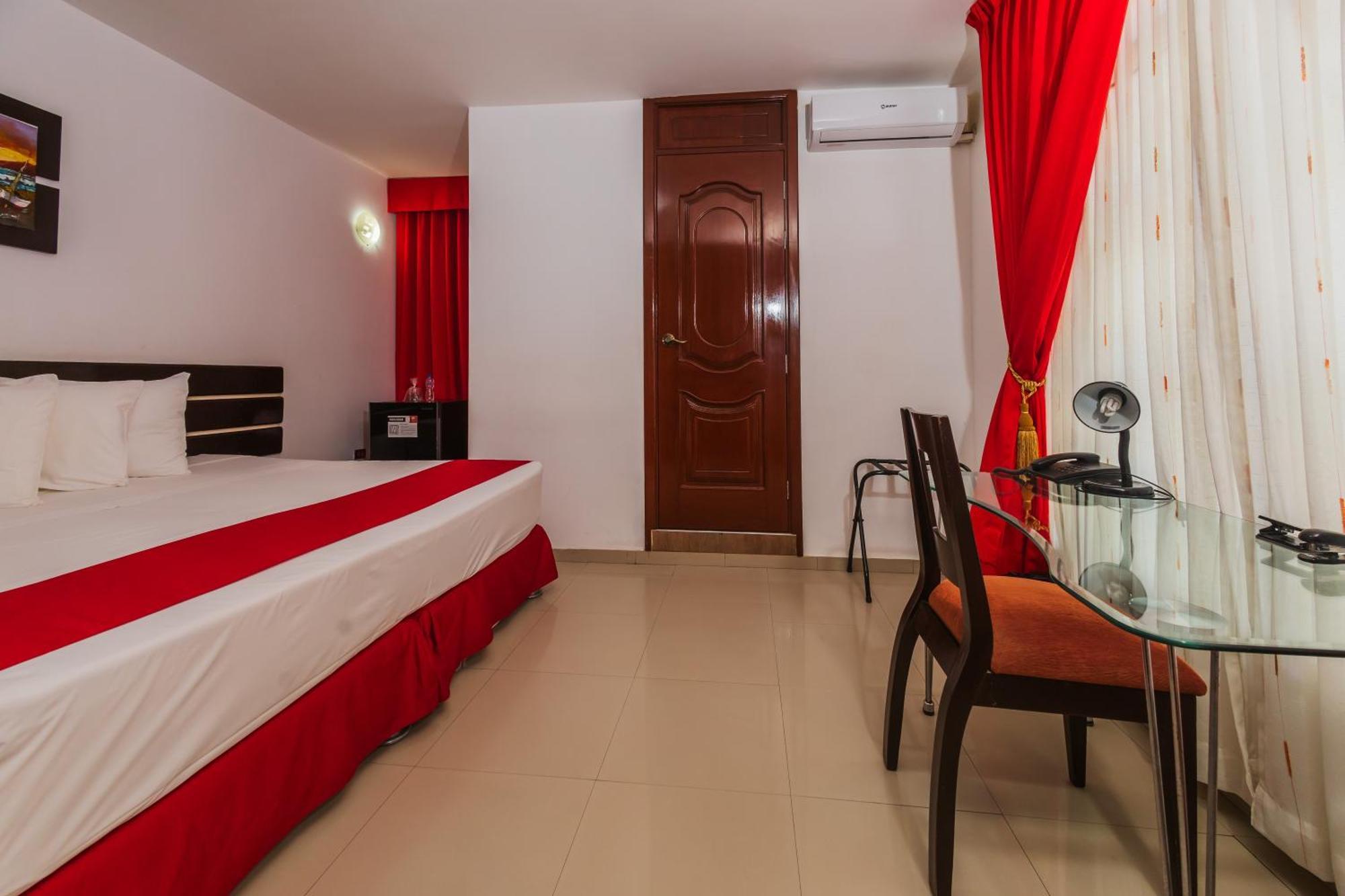 Hotel B'Liam Tumbes Bagian luar foto