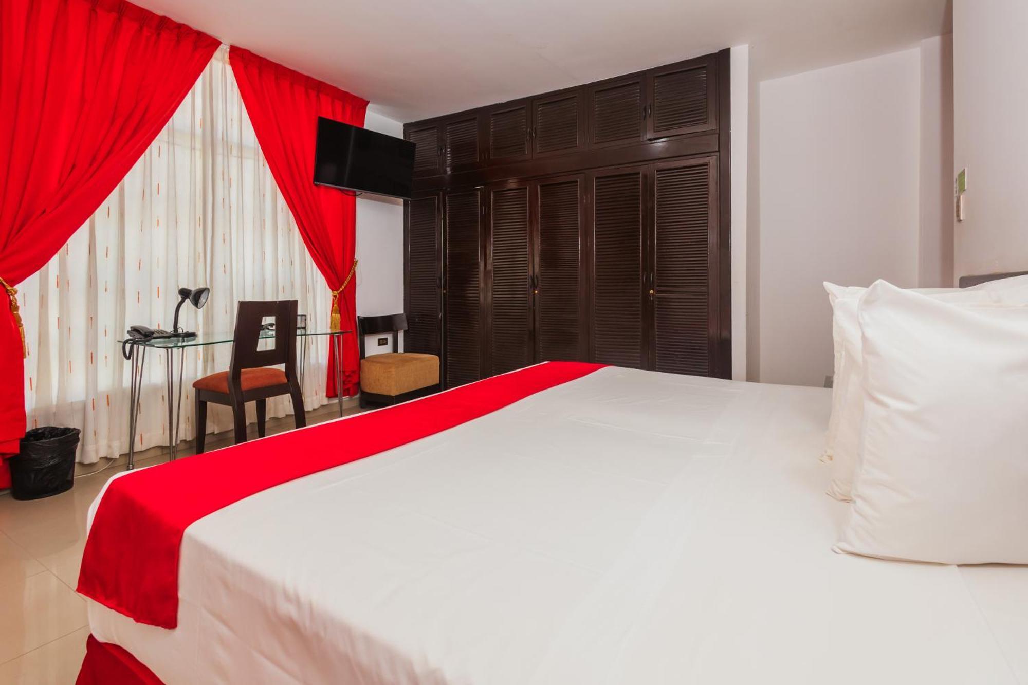 Hotel B'Liam Tumbes Bagian luar foto