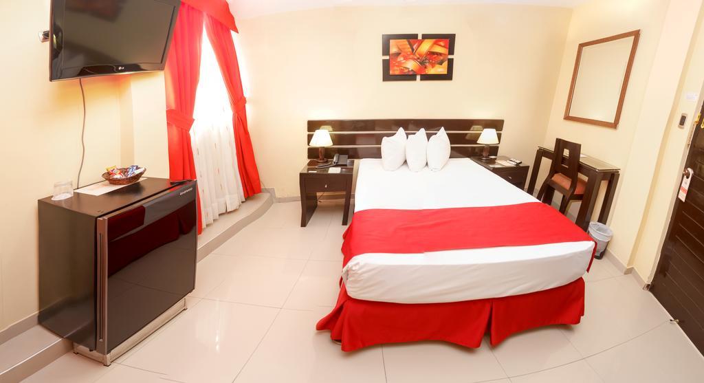 Hotel B'Liam Tumbes Bagian luar foto