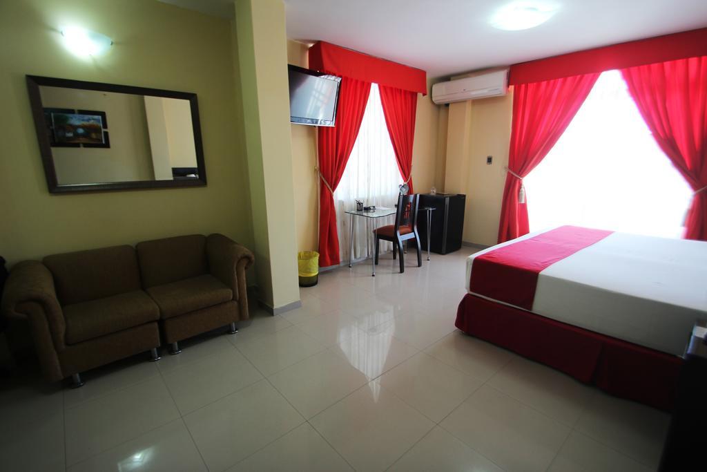 Hotel B'Liam Tumbes Bagian luar foto
